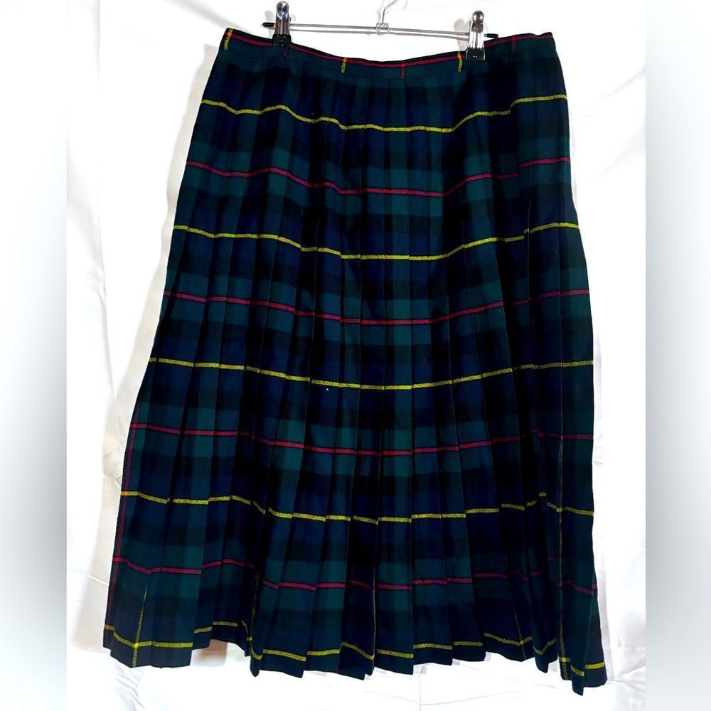 Aljean Tartan Wool Plaid Skirt size 8/10